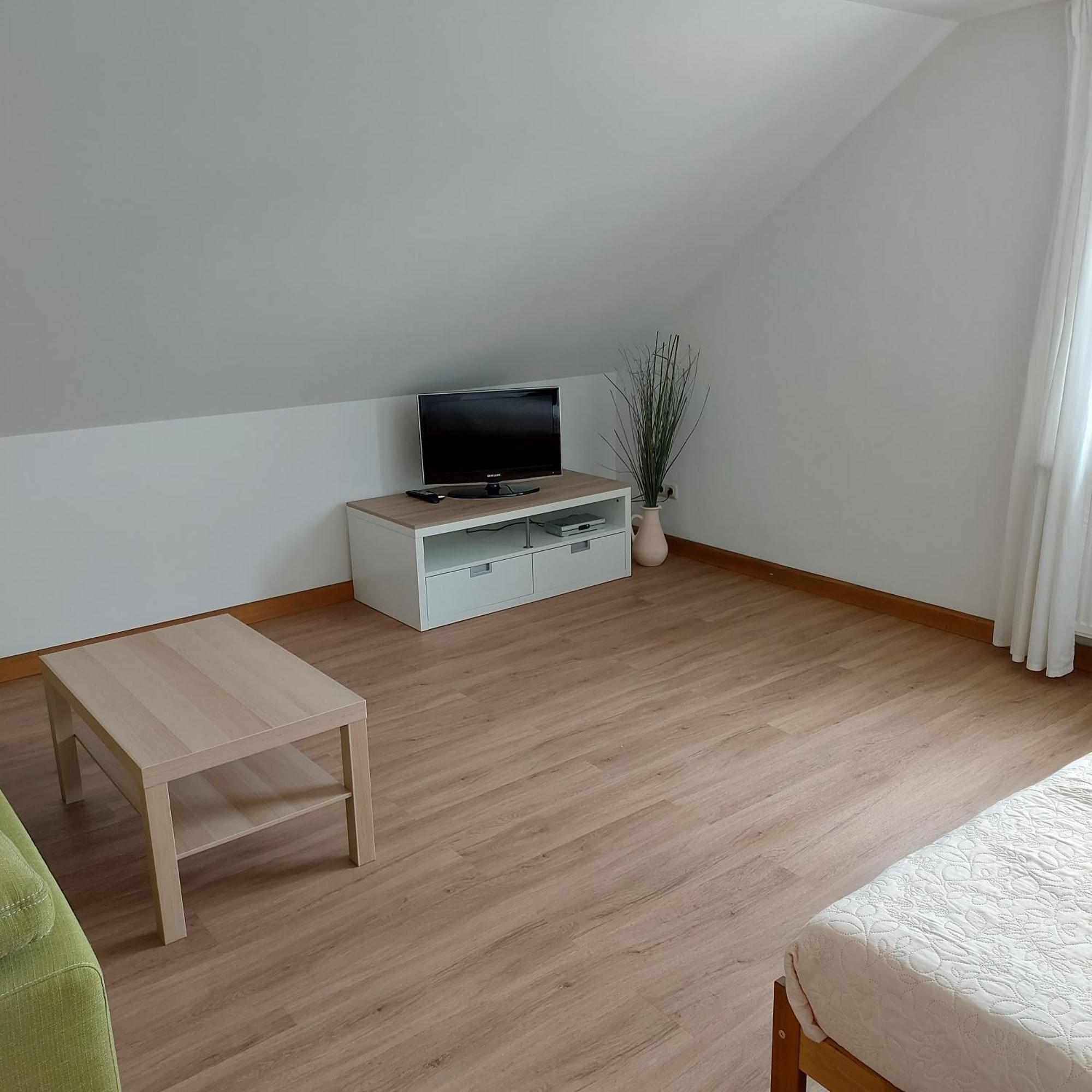 Ferienwohnung Am Berg Wiesent Exterior photo