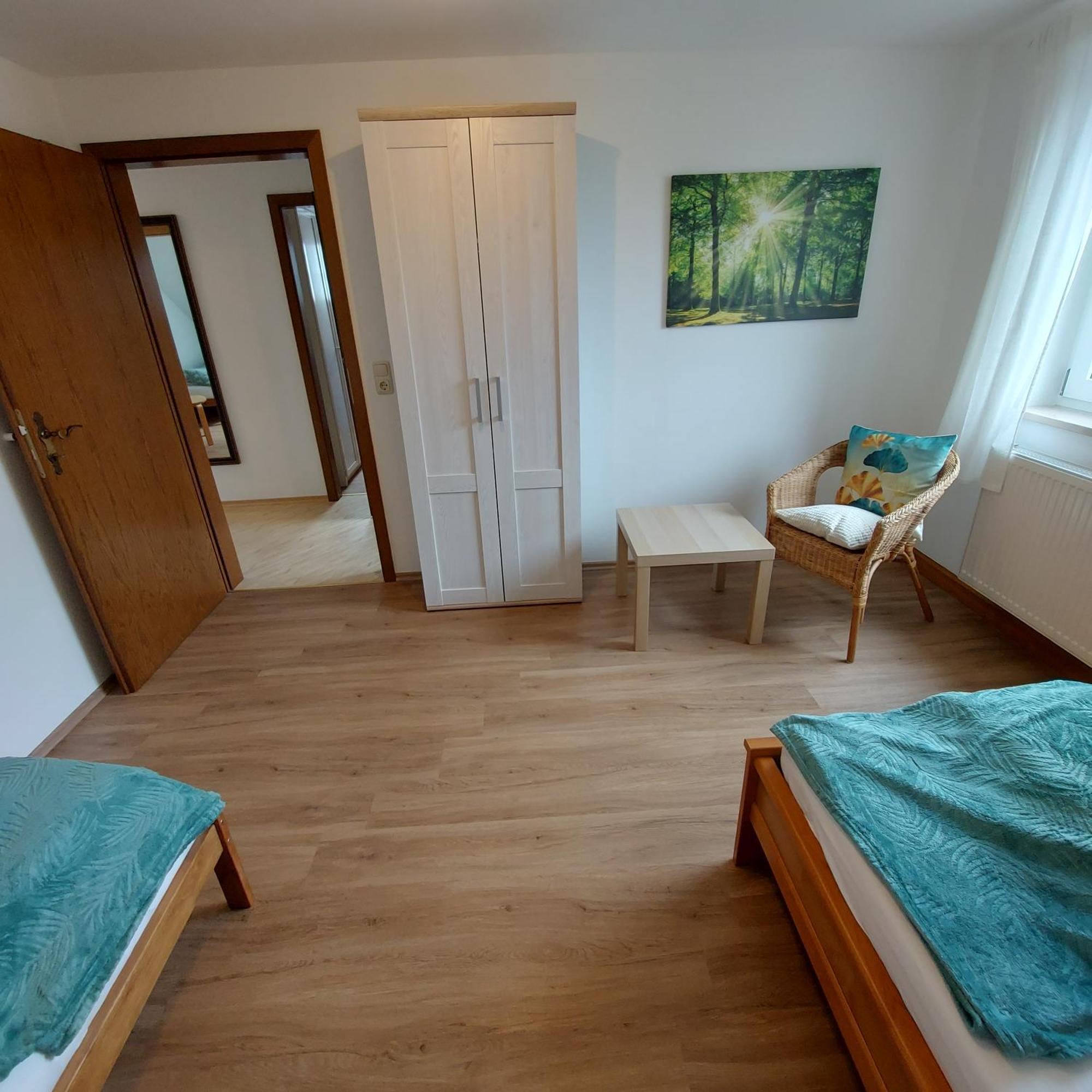 Ferienwohnung Am Berg Wiesent Exterior photo